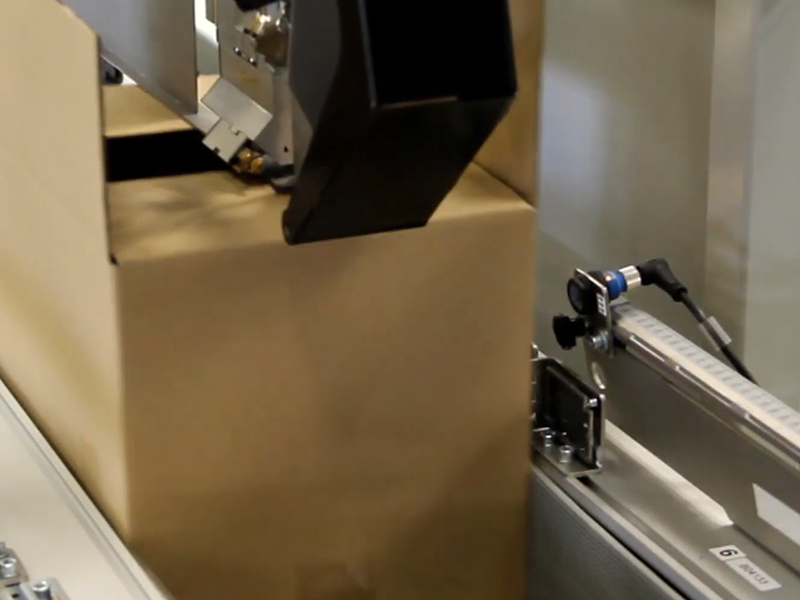 快递自动打包机:解放你的双手,提升物流效率 快递自动打包机:解放你的双手,提升物流效率